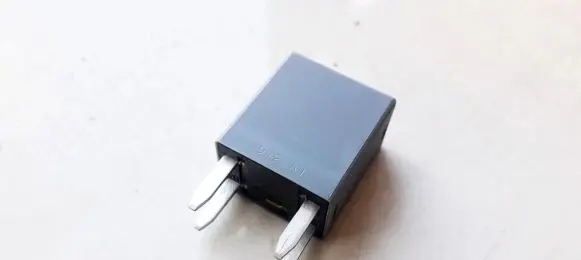 Opel Insignia A Other relay 13500119