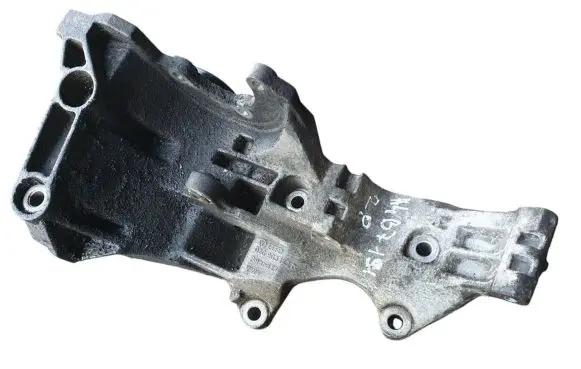 Audi A4 S4 B7 8E 8H Engine mounting bracket 03G903143D