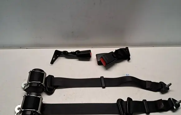 Peugeot 208 Rear seatbelt 96730250XY 96730253XY