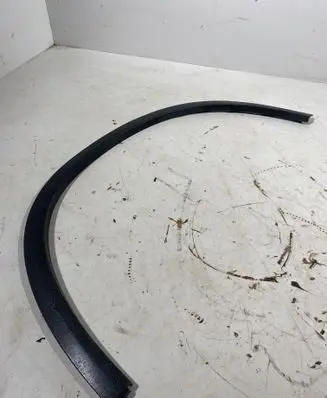 Mercedes-Benz GLC C253 Front arch trim 