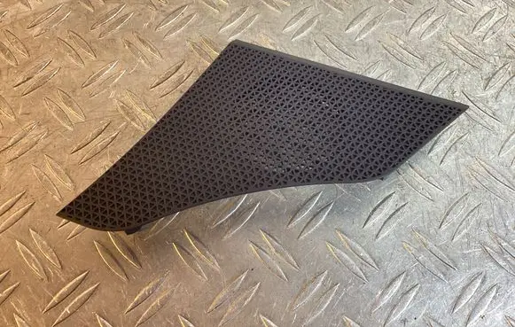 Side speaker trim/cover