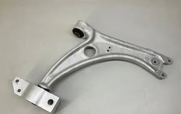 Audi Q3 8U Front lower control arm/wishbone 3C0407151H 3c0153d
