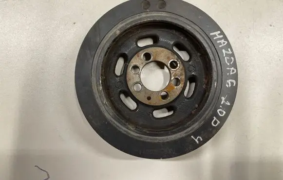 Mazda 6 Crankshaft pulley 