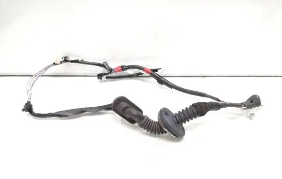 Toyota Yaris XP210 Rear door wiring loom 821540D530
