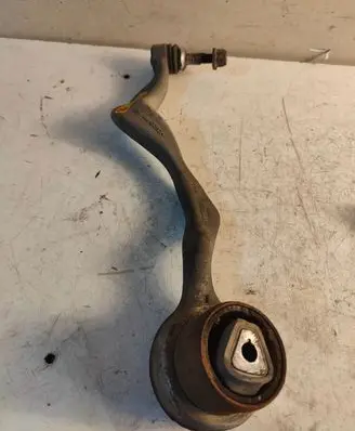 BMW 1 E81 E87 Front lower control arm/wishbone 6765305