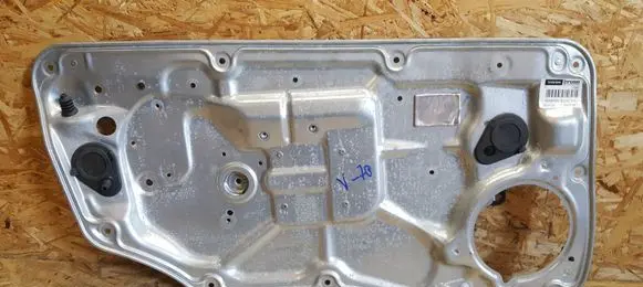Volvo V70 Front window lifting mechanism without motor 983039101 30661065