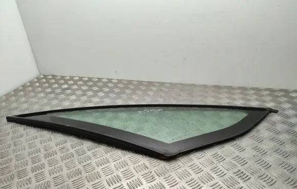 Citroen C4 Grand Picasso Front triangle window/glass 
