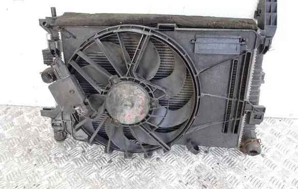 Ford Focus Radiator set 