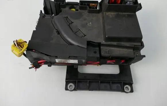 Porsche Cayenne (9PA) Fuse module 7L0937548