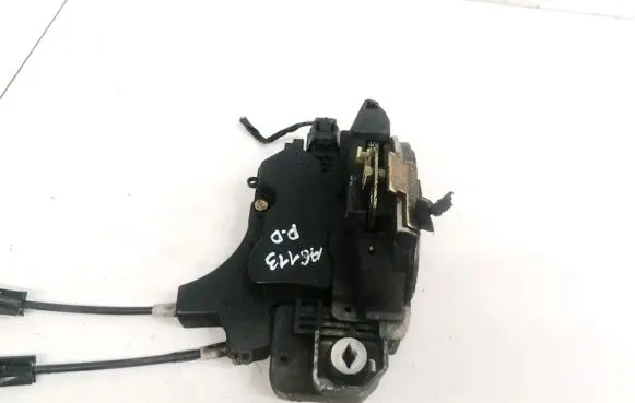 Mitsubishi Colt Front door lock