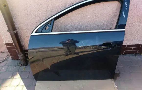 Opel Insignia A Front door 13116451