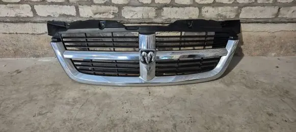 Mercedes-Benz Sprinter W906 Front bumper upper radiator grill A9068800585