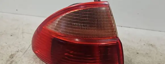 Toyota Avensis T220 Rear/tail lights 034NAI