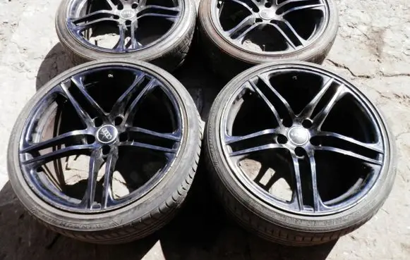 Audi R8 42 R19 alloy rim 420601025J