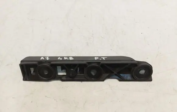 Rear bumper mounting bracket