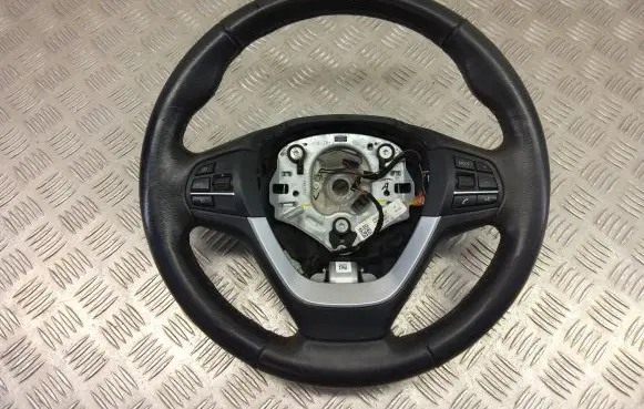 BMW X3 F25 Steering wheel 9872138