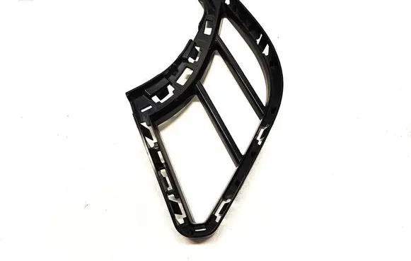 BMW 4 G22 G23 G24 G26 Front bumper lower grill 8081682