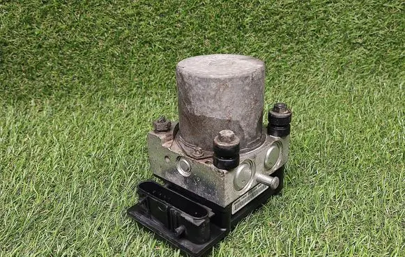 Ford Mondeo Mk III ABS Pump 5S712M110AB 0265231853