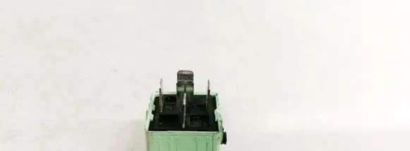 BMW 5 E39 Other relay 61368373700 v23134-k59-x312