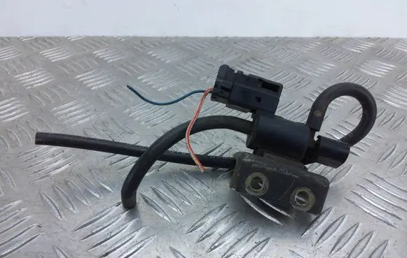 Mazda 626 Turbo solenoid valve K5T49090