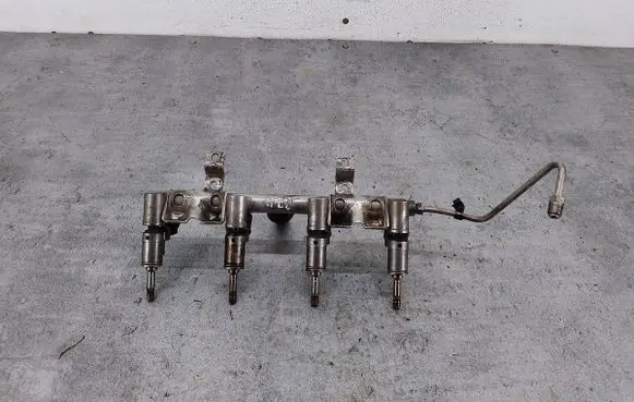 Peugeot 3008 I Fuel main line pipe 190-0-5371