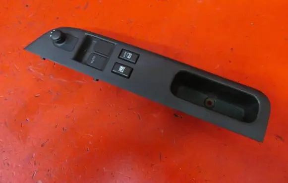 Suzuki Swift I Electric window control switch 8376262J11 62J102339T 62J03019T