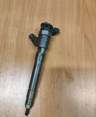 Mercedes-Benz Vito Viano W447 Fuel injectors set 0445110546