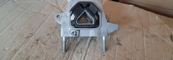 Peugeot 208 II Engine mount vacuum valve 9826551380