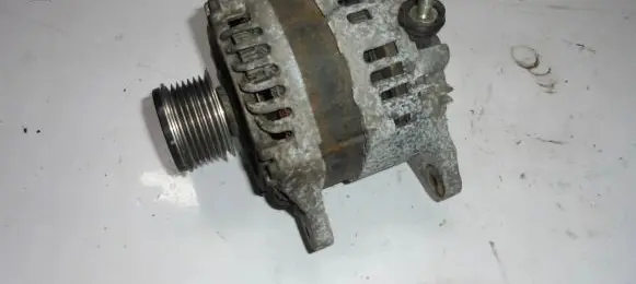 Subaru Impreza III Generator/alternator 23700AA660
