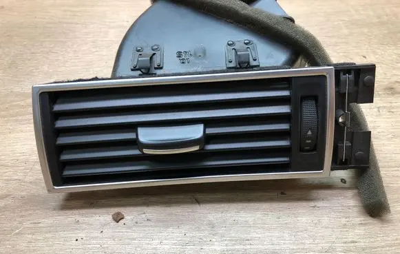 Audi A6 S6 C6 4F Dashboard side air vent grill/cover trim 4F2820901D