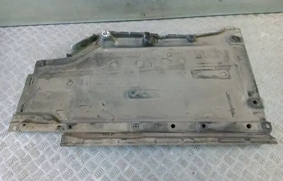 Audi A4 S4 B9 Side bottom protection 8W0825207 8W0825207A