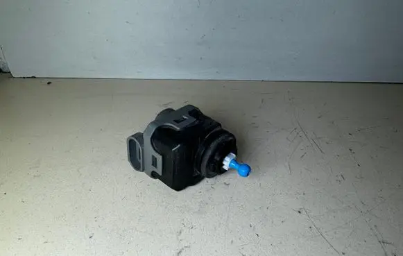 Renault Scenic I Headlight level adjustment motor 7700420737 00787843
