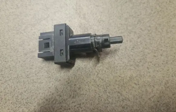 Mercedes-Benz Sprinter W906 Clutch pedal sensor 0065451014