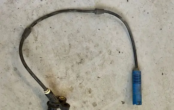 BMW Z3 E36 ABS rear brake sensor 34521164643