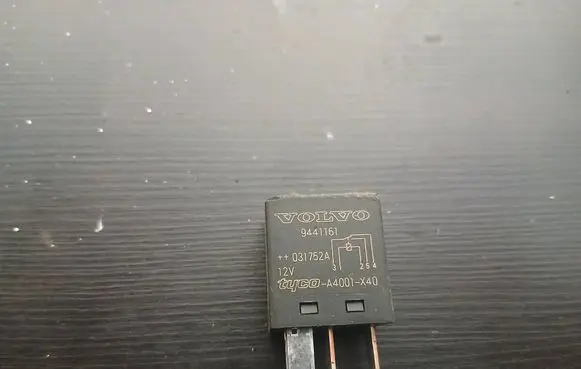 Volvo XC90 Other relay 9441161 A4001X40 031752A