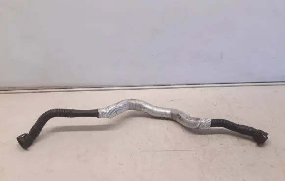 Audi A8 S8 D4 4H Breather hose/pipe 059103209D