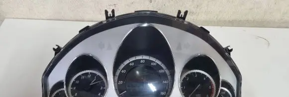 Mercedes-Benz E W212 Speedometer (instrument cluster) A2129003509