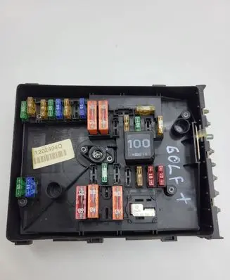 Volkswagen Golf Plus Fuse module 1K0937125