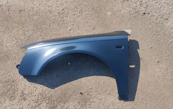 Audi A4 S4 B7 8E 8H Fender