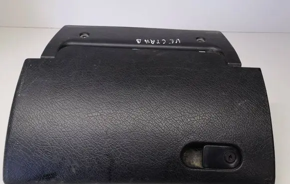 Opel Vectra B Glove box 09136124 M28830