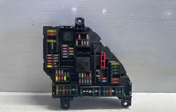 BMW 5 F10 F11 Fuse module 217033451F 9234424 01168425