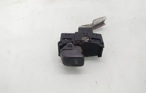 Volvo V70 Electric window control switch