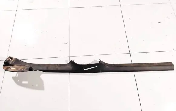 Volkswagen PASSAT B6 Rear sill trim cover 3c0853369