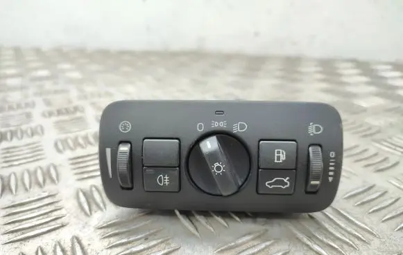 Volvo XC60 Light switch 30739413