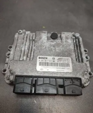Renault Trafic II (X83) Engine control unit/module 0281011529