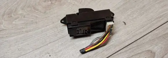Mitsubishi Outlander Electric window control switch 8608a062 C8dd603m