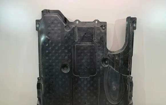 Mercedes-Benz GLC C253 Engine splash shield/under tray A2535200323
