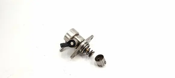 Citroen C4 II Picasso Fuel injection high pressure pump 9807550080 20160130 28377613
