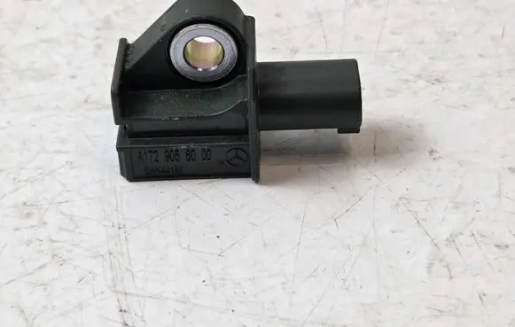 Mercedes-Benz E W212 Airbag deployment crash/impact sensor A1729056000 5WK44192