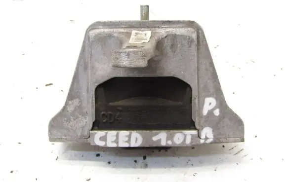 KIA Ceed Gearbox mounting bracket 21810J7300